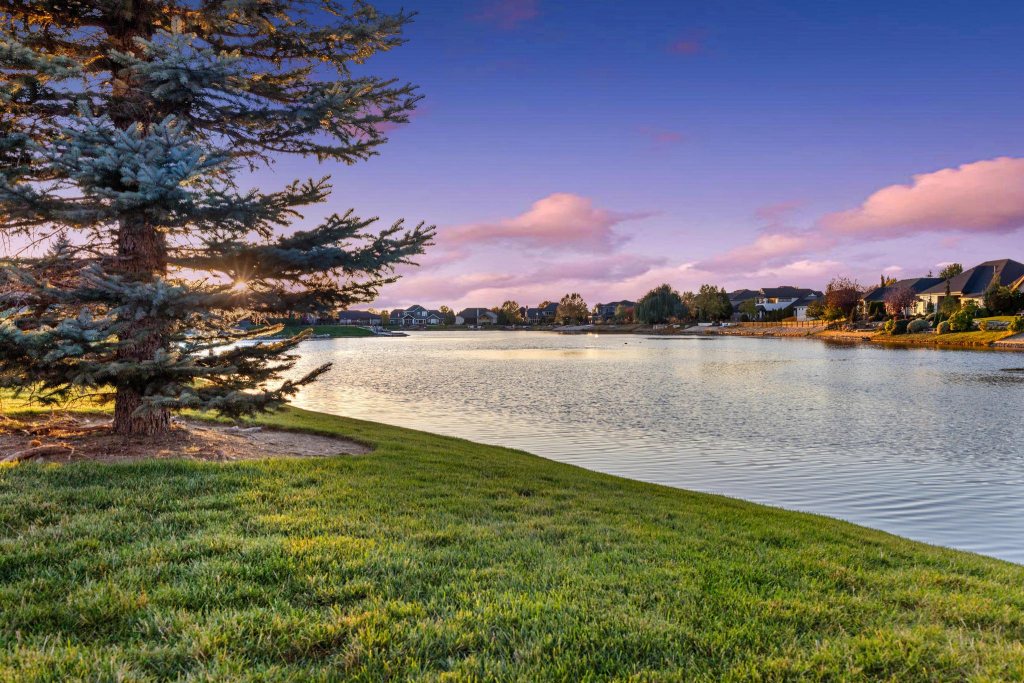 Caldwell contemporary two tone cubic residence design.jpg